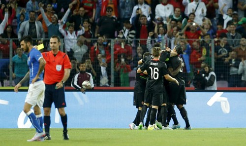 festa em genebra.jpg