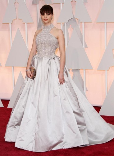 Felicity-Jones-gown-2015-Oscars-3.jpg