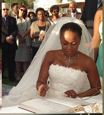 vestidos de noiva com capulana