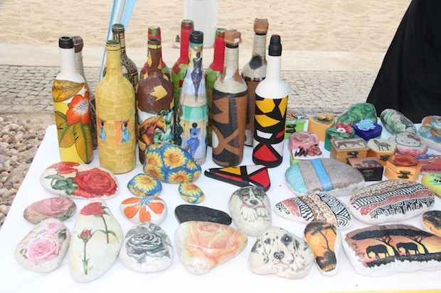 Feira de Artesanato Urbano SAPO Viajar Angola Armario Que Plancha La Ropa ~ Feira de Artesanato Urbano SAPO Viajar Angola